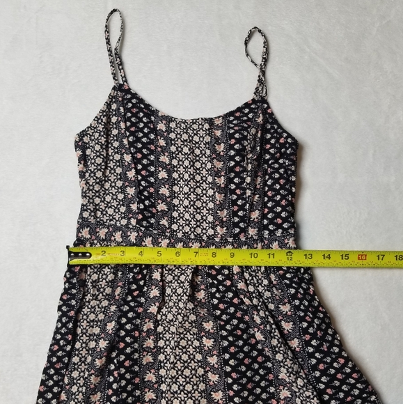American Eagle Outfitters Floral Dress - Picture 7 of 8
